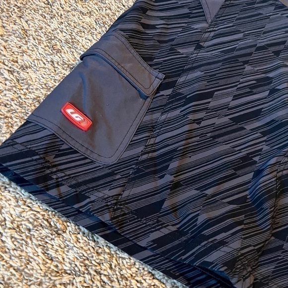 Louis Garneau patterned cycling skirt - Picture 2 of 6